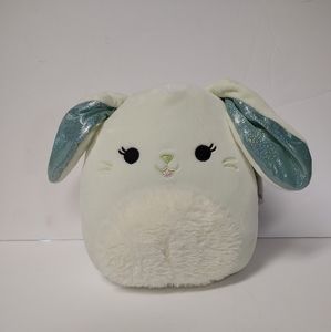 NWT Squishmallows "Hara